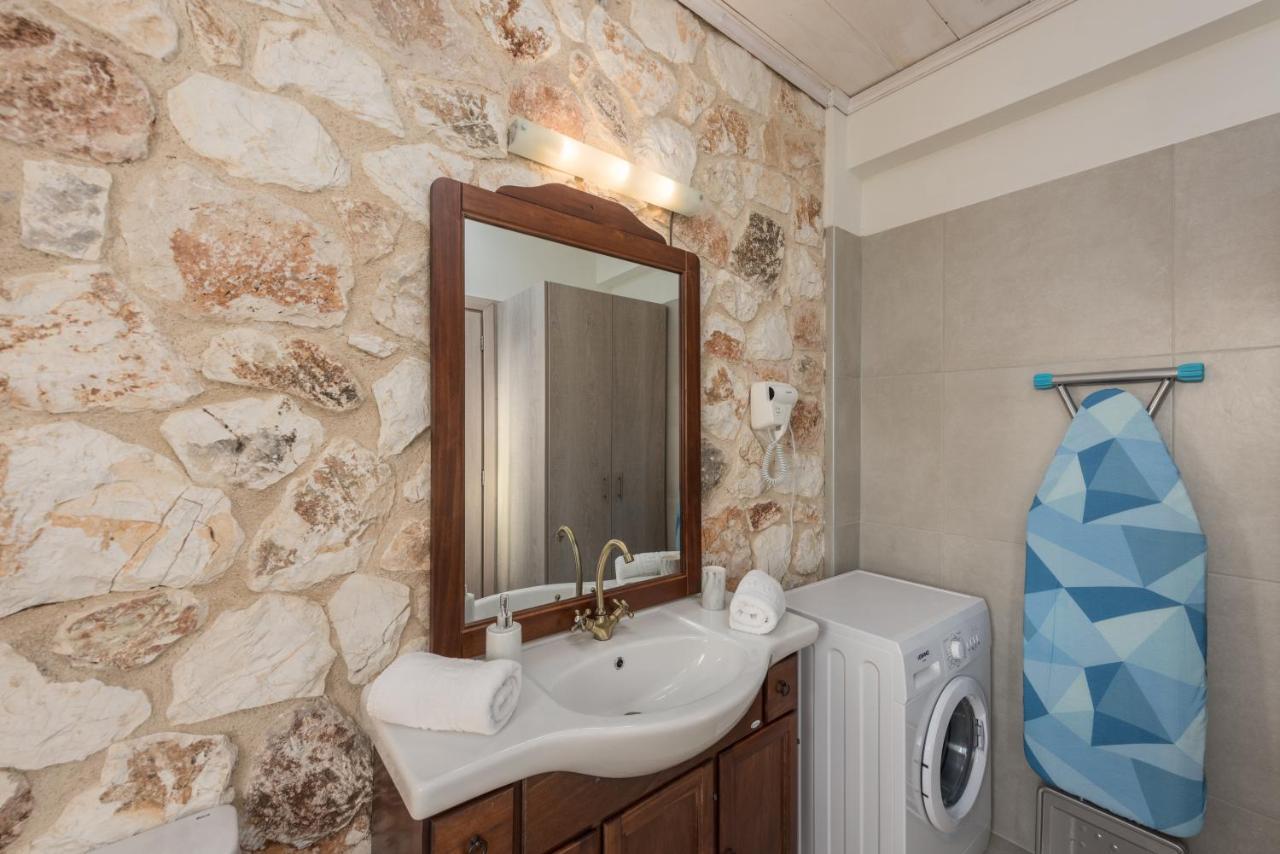 Grapevine Cottage アルゴストリオン エクステリア 写真